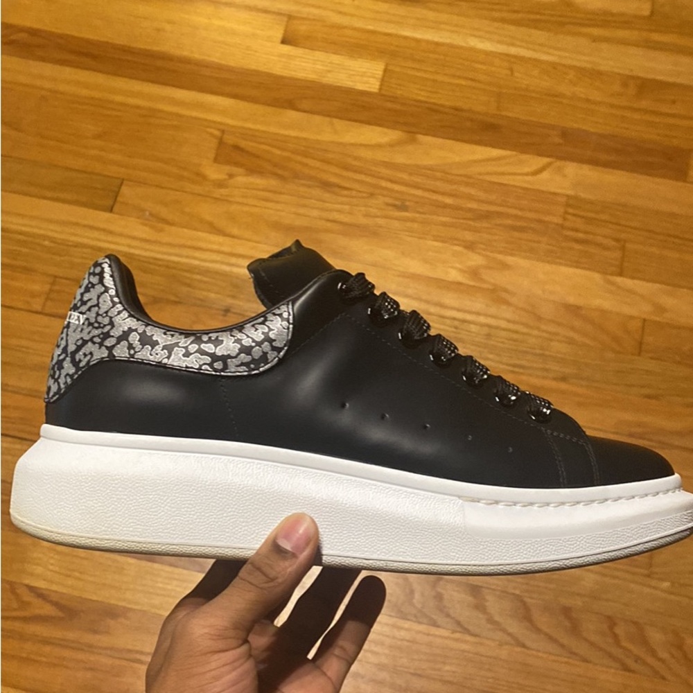 Alexander McQueen Sneaker